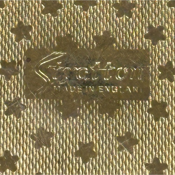 Stratton Wedgwood Compact Green Jasperware Cameo - Picture 6 of 8